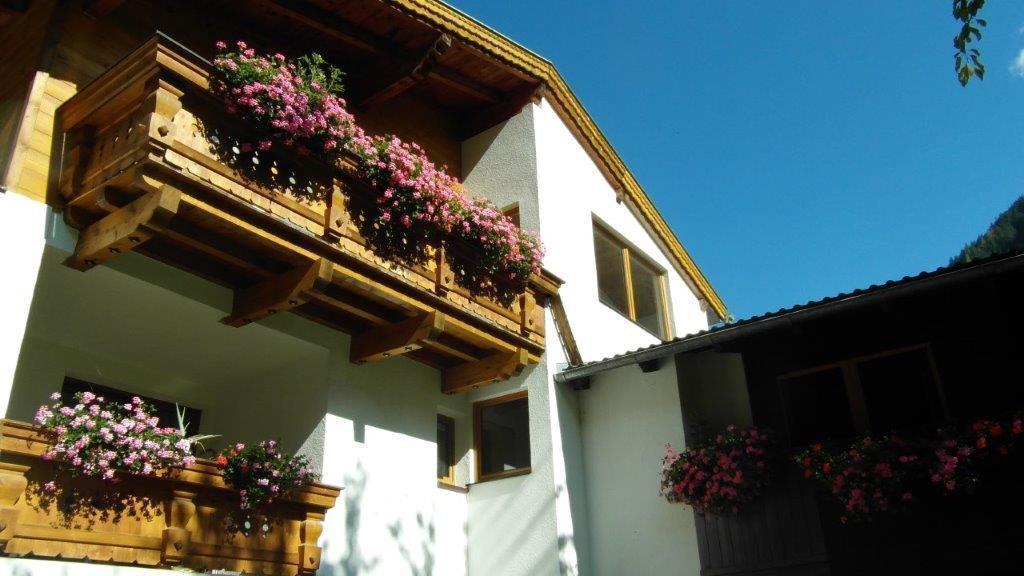 Luenerhof Guest House นอยชติฟ อิม ชตูไปทัล ห้อง รูปภาพ