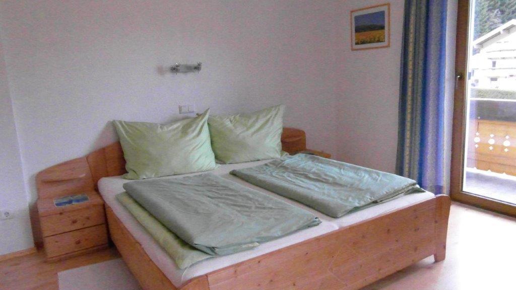 Luenerhof Guest House นอยชติฟ อิม ชตูไปทัล ภายนอก รูปภาพ