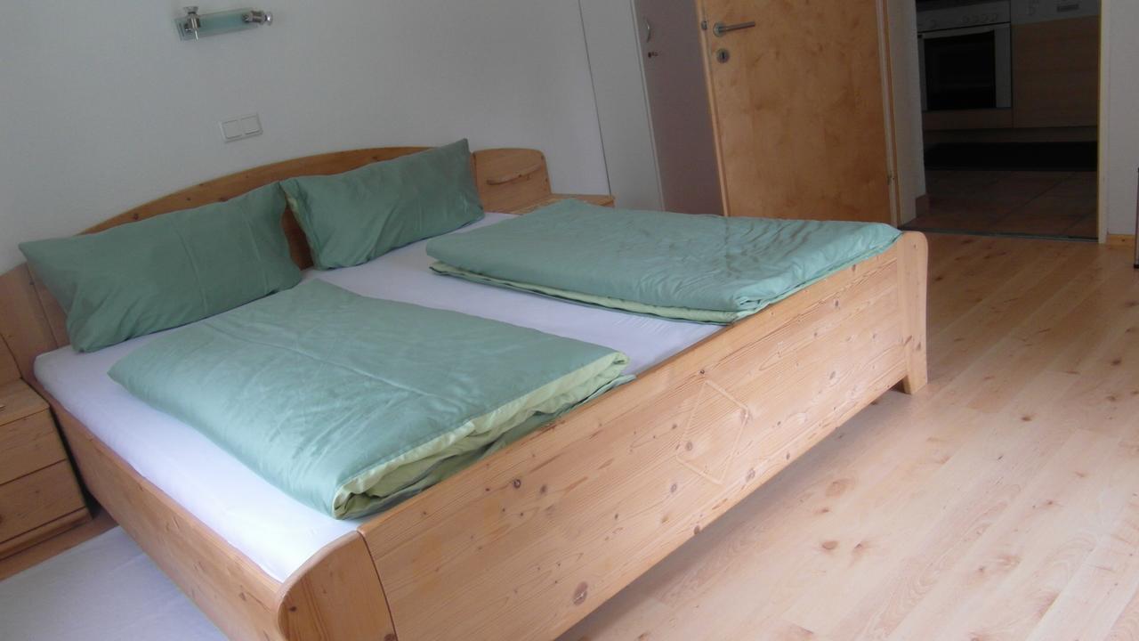Luenerhof Guest House นอยชติฟ อิม ชตูไปทัล ภายนอก รูปภาพ